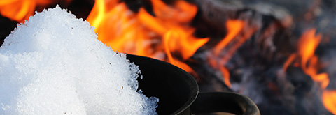 Talvisella retkell nuotio lmmitt jisemmnkin sisuksen